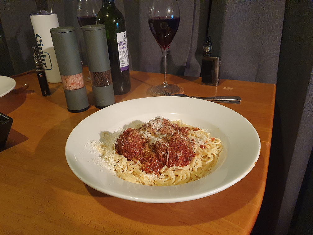 Spicy Meatballs with Tomato Sauce